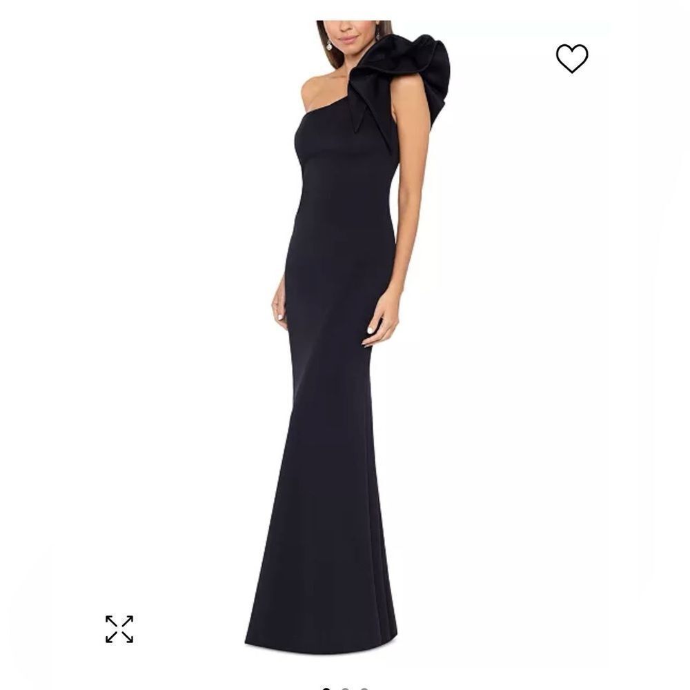 Betsy & Adam women’s scuba ruffle one shoulder gown size 2